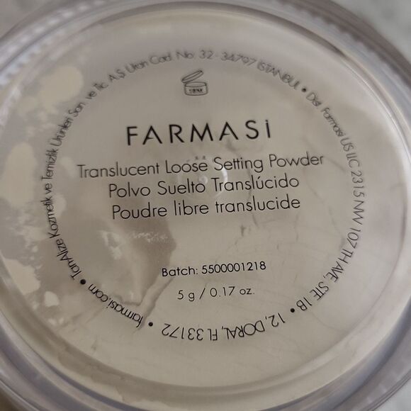 Farmasi Loose Powder Translucide 0.17 Oz. - Picture 13 of 17